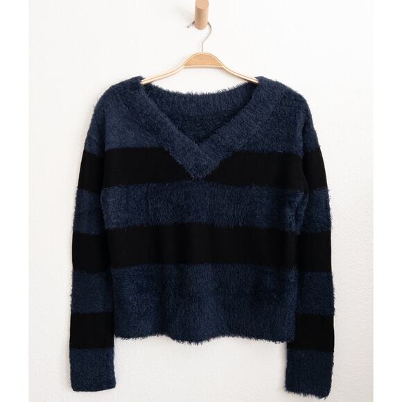 L'Agence Blue & Black Stripe Chenille Eyelash Detail Sweater Size XS - Picture 4 of 6